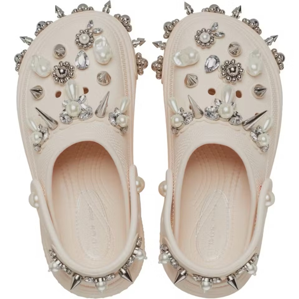 CROCS Stomp Clog in Dew